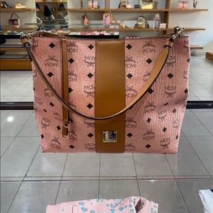 RARE MCM visetos crossbody/tote